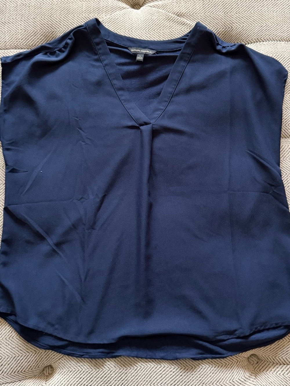 Banana Republic Deep Navy V-Neck Top Size L